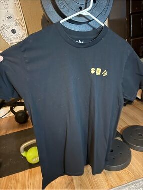 Rare Alien Labs limited edition Hall of Flowers T Large